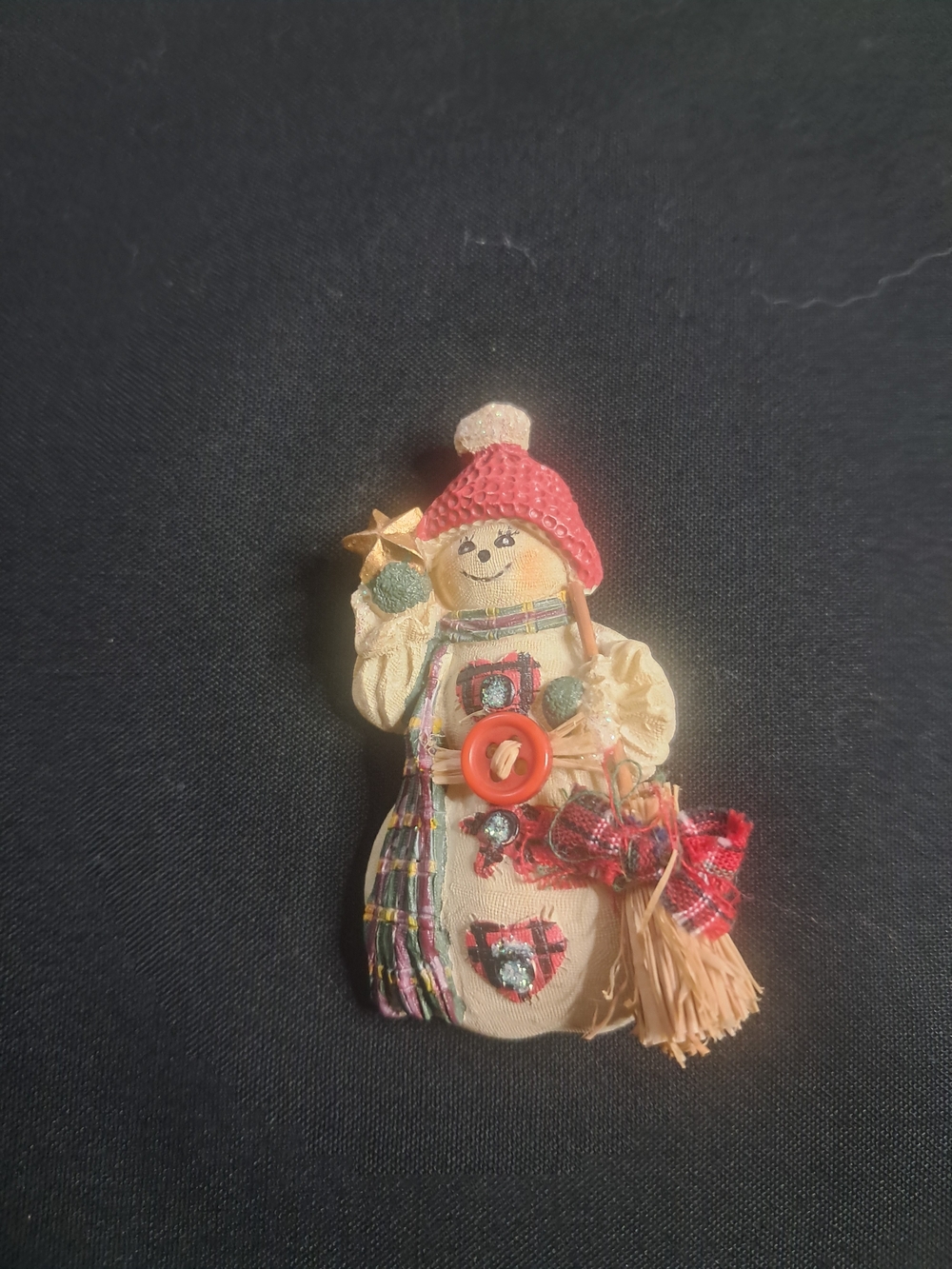 Vintage Primitive Ceramic Snowman Pin Brooch Plaid Scarf Red Hat Christmas Holid